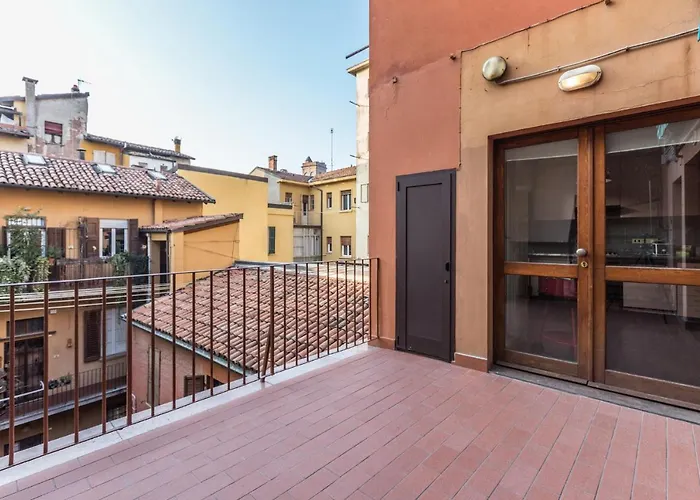 Unione, By Short Holidays Apartment *