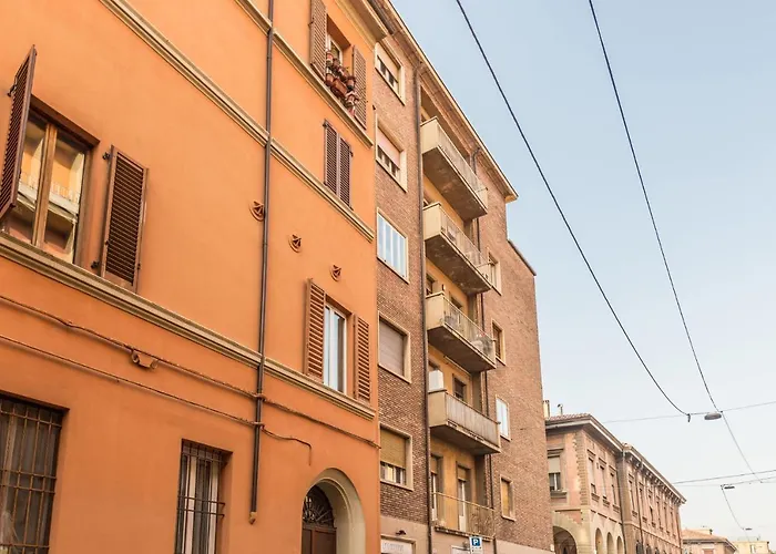 Unione, By Short Holidays بولونيا